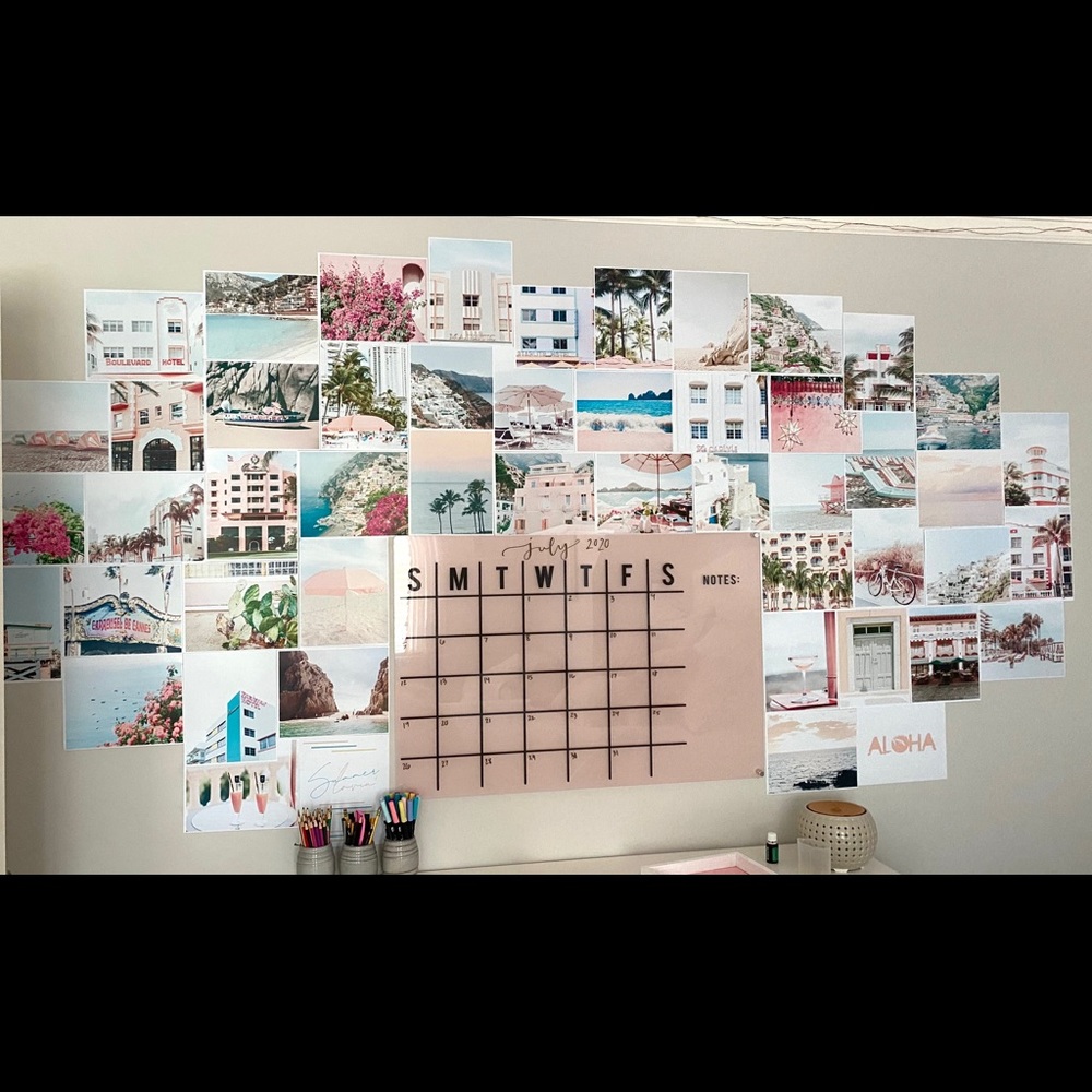 Photographs wall decor